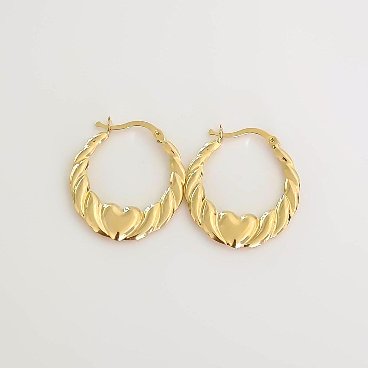 Aretes Argolla Corazones · Oro 14k