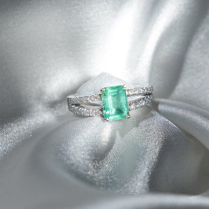 Anillo Esmeralda y Doble Argolla Diamantes