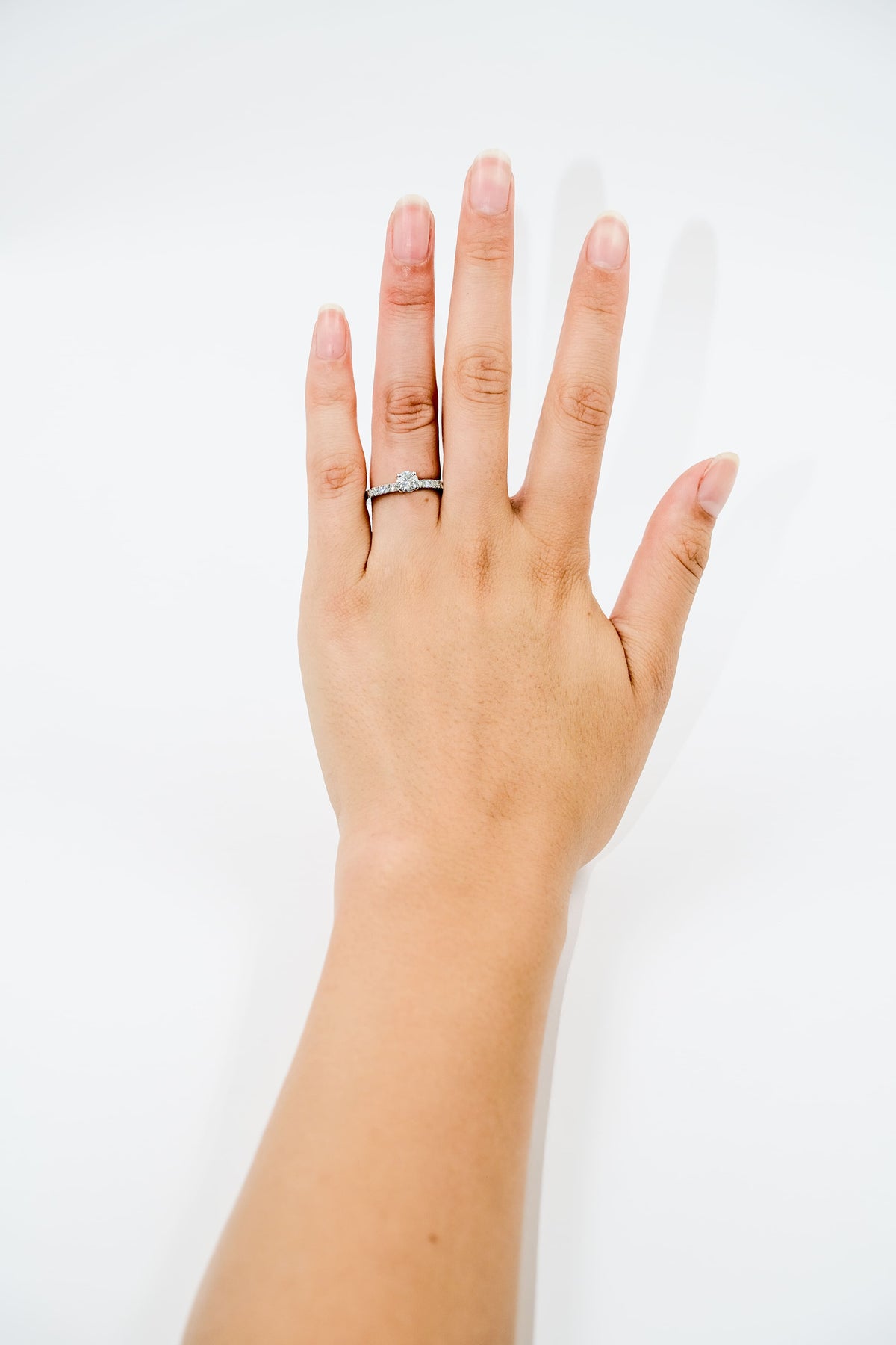 Solitario Diamante y Brillo Pave Lab