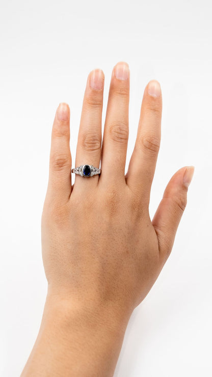 Anillo Zafiro Floreciente y Diamantes