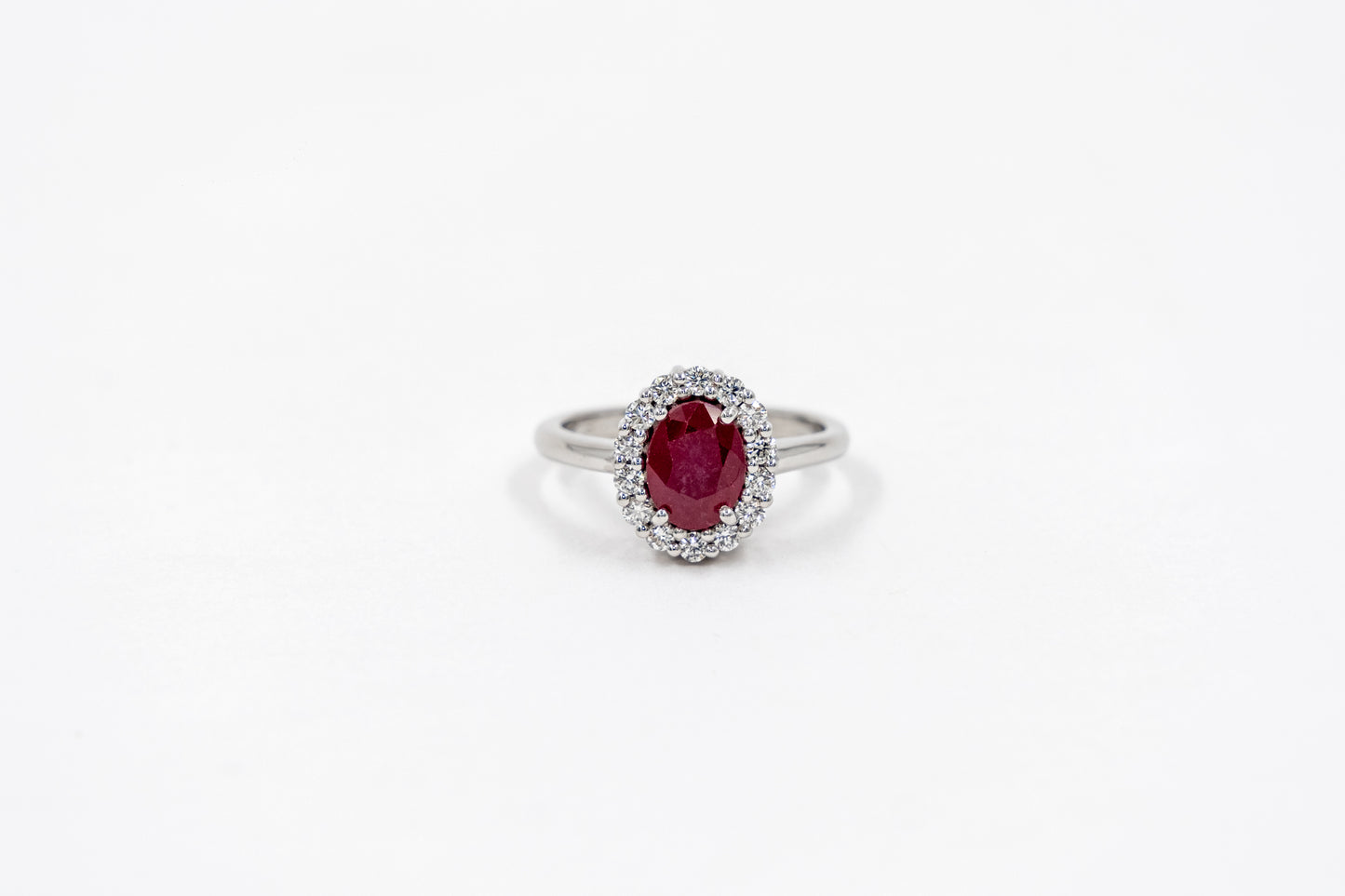 Anillo Rubi y Halo Diamantes