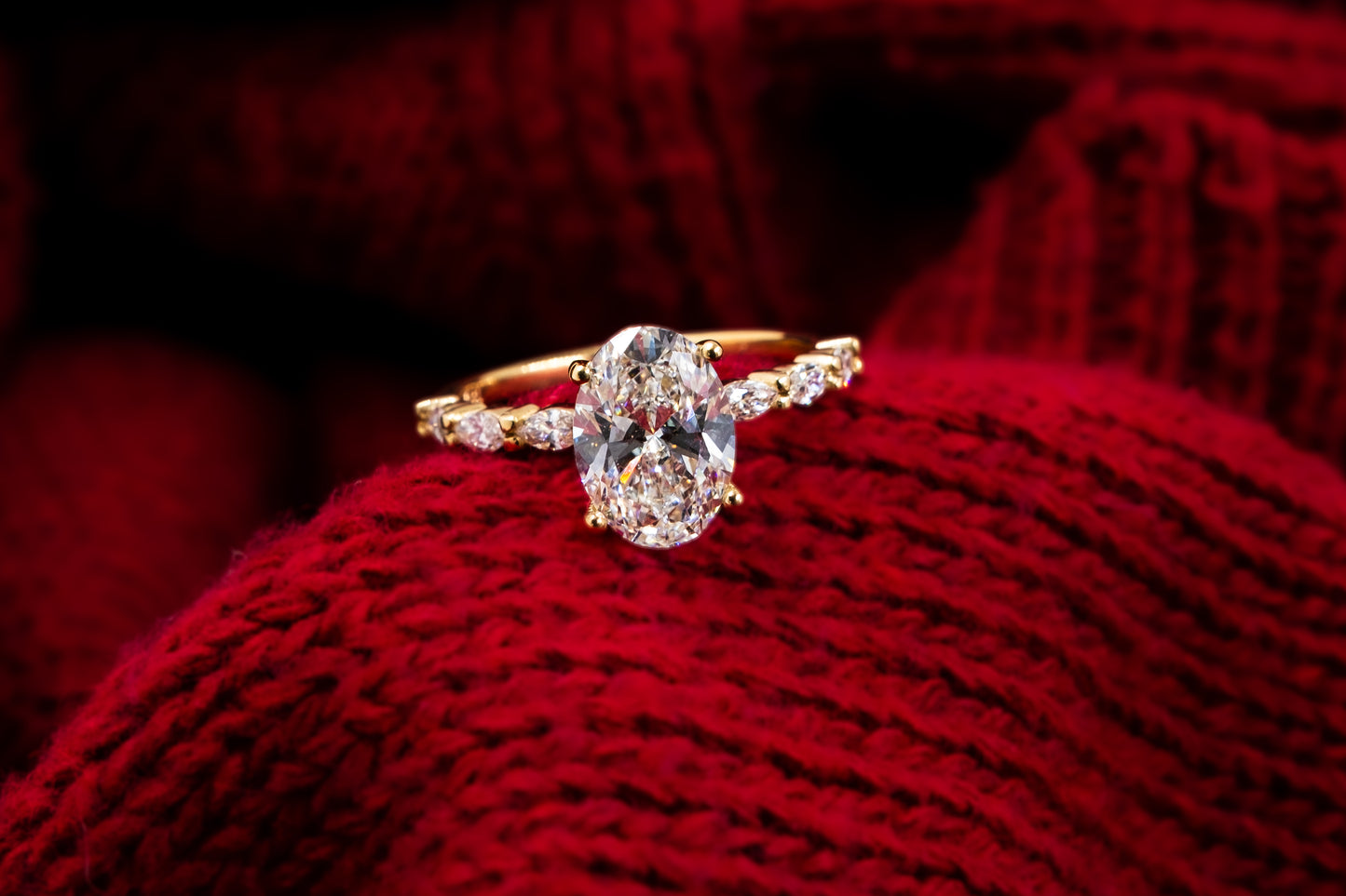 Anillo Oro Oval y Marqusie