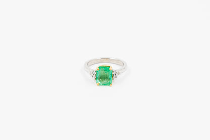 Anillo Bicolor Esmeralda Colombiana y Brillo Diamantes