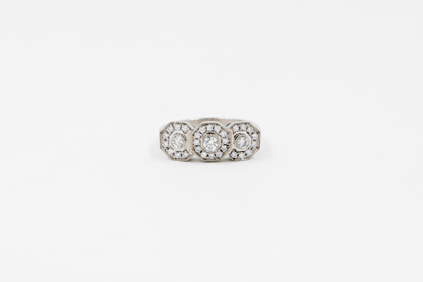 Tricillo Vintage Halos