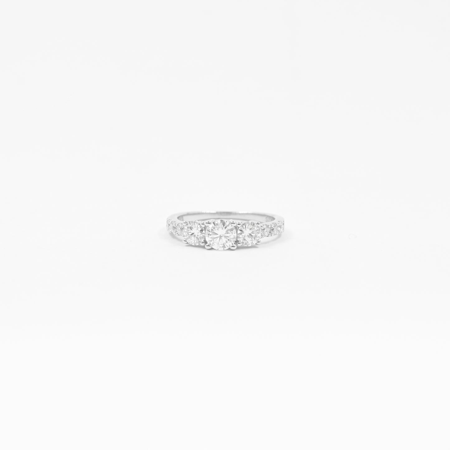 Anillo Tricillo Clásico Máximo Moissanitas