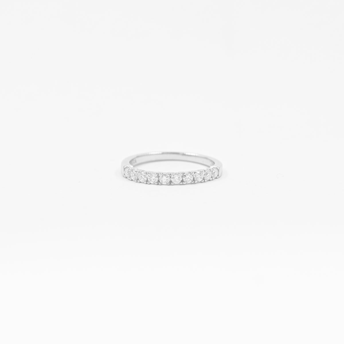 Anillo Medio Cintillo Petite Moissanitas