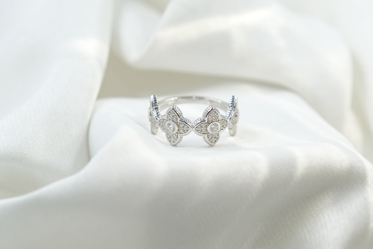 Anillo Flores Marroqui Moissanita