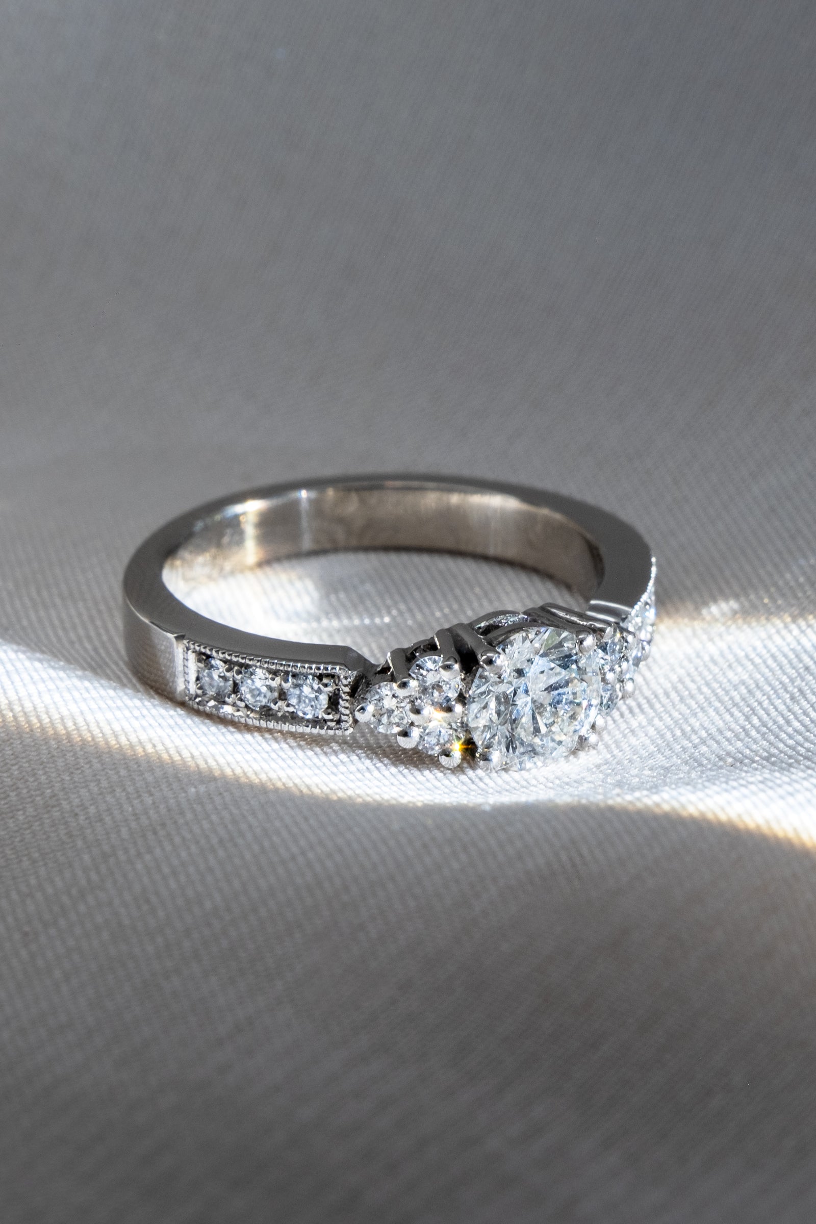 Anillo Estilo Floral