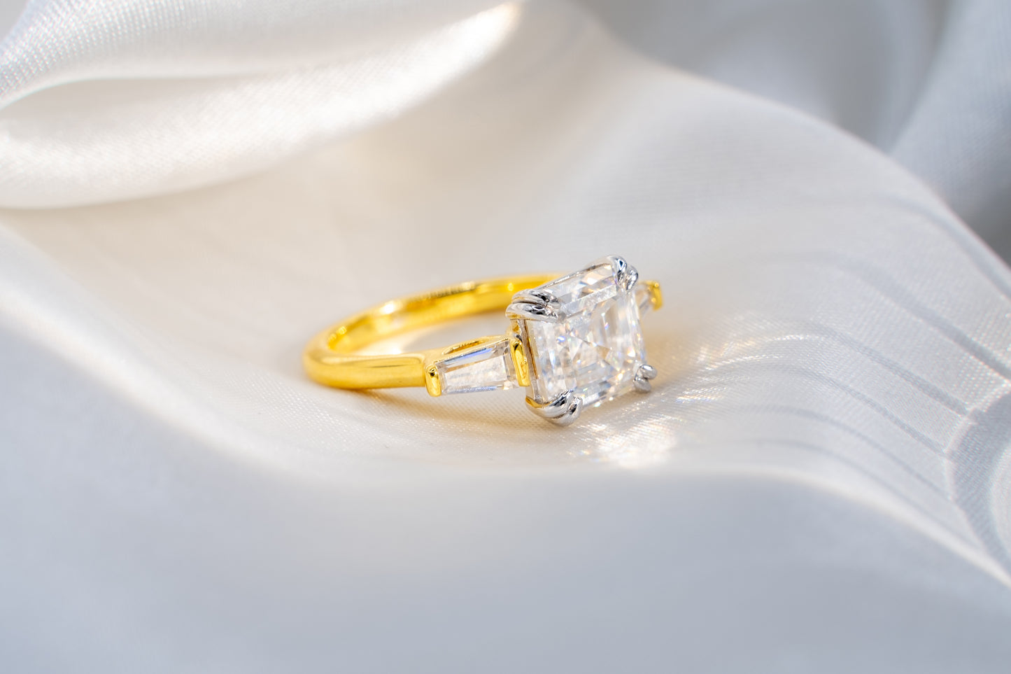Anillo Tricillo Assher y Baguette