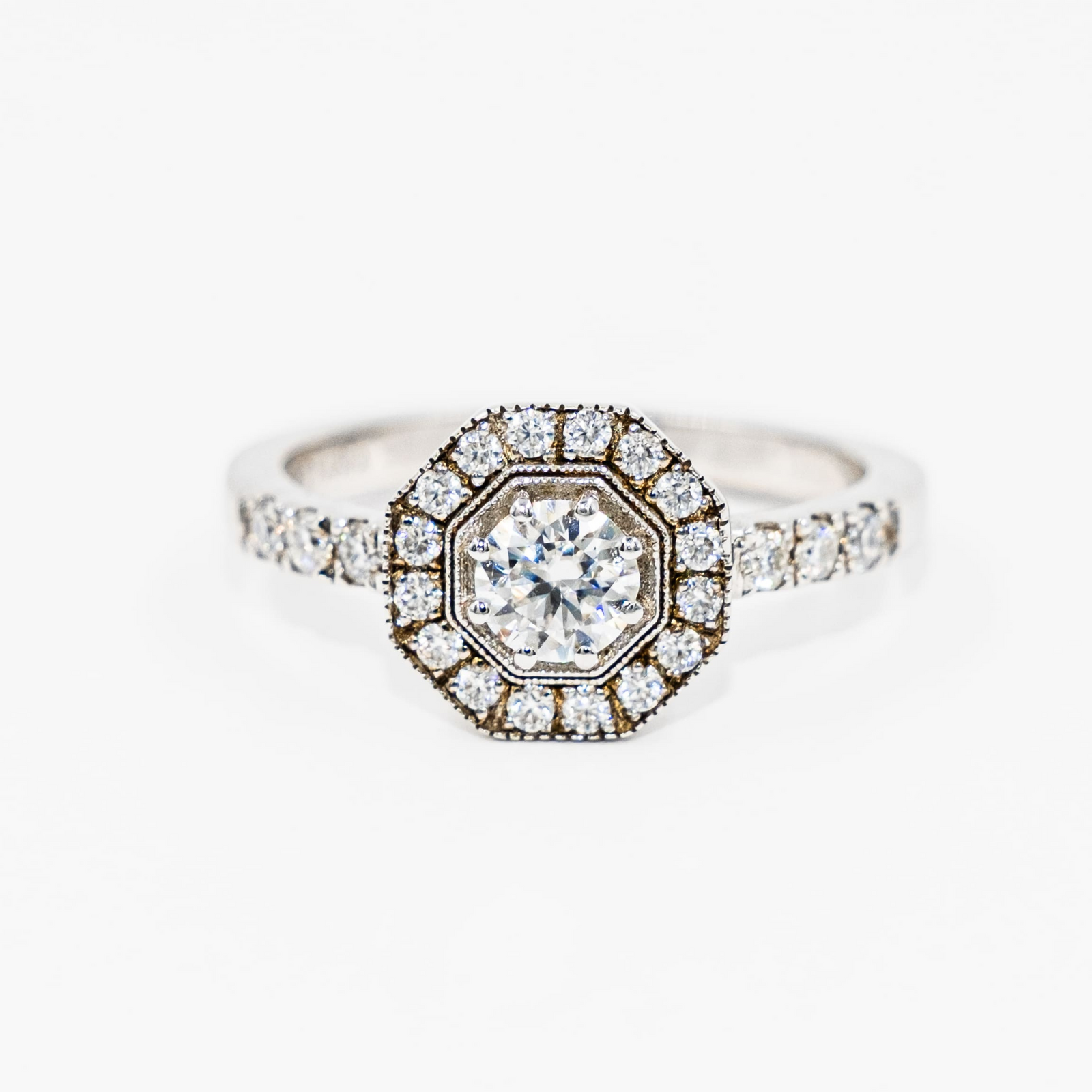 Anillo Diamante y Halo Octagonal