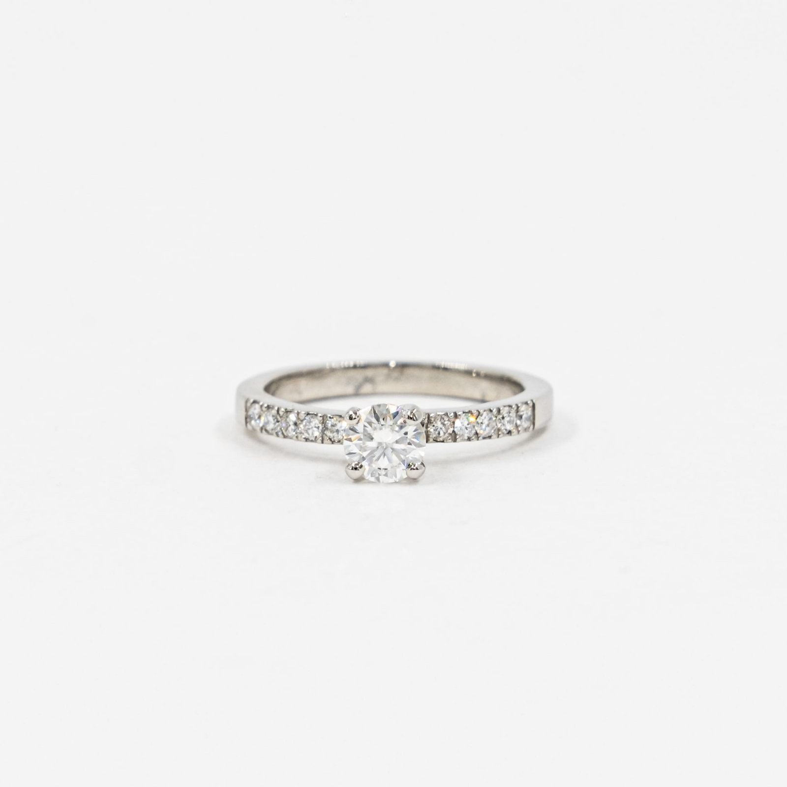 Solitario Diamante y Brillo Clásica Argolla