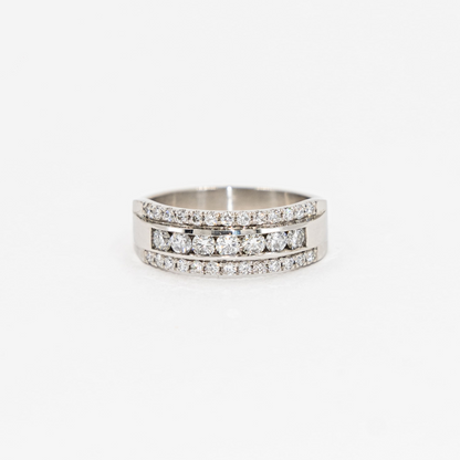 Triple Cintillo de Diamantes Macizo