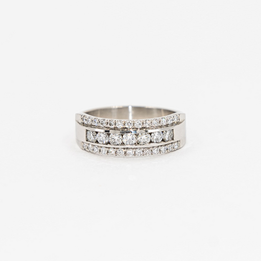 Triple Cintillo de Diamantes Macizo