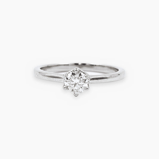 Anillo Solitario Clásico