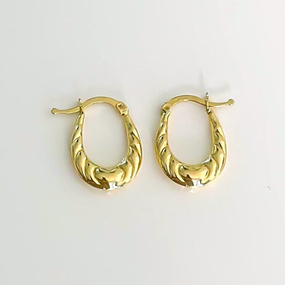 Aretes Mini Argolla Corazones · Oro 14k