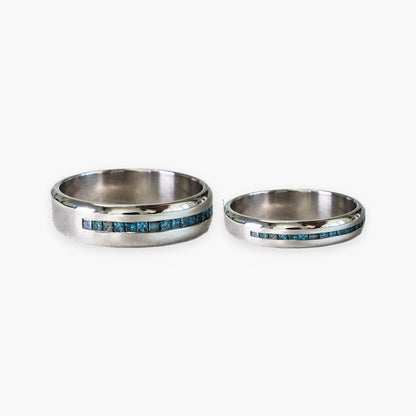 Argolla Platino y Diamantes Azules - par de argollas hombre y mujer TIARA