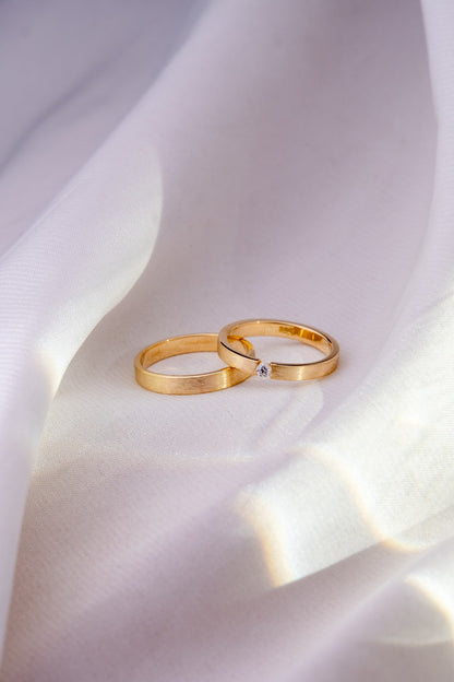 Argollas Mate y Diamante Unión - foto 4