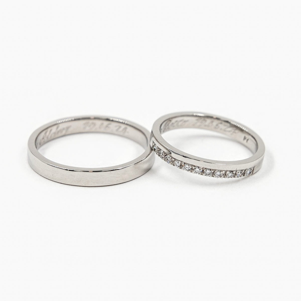 Argollas Plana y Medio Cintillo Hilo - argollas de matrimonio TIARA